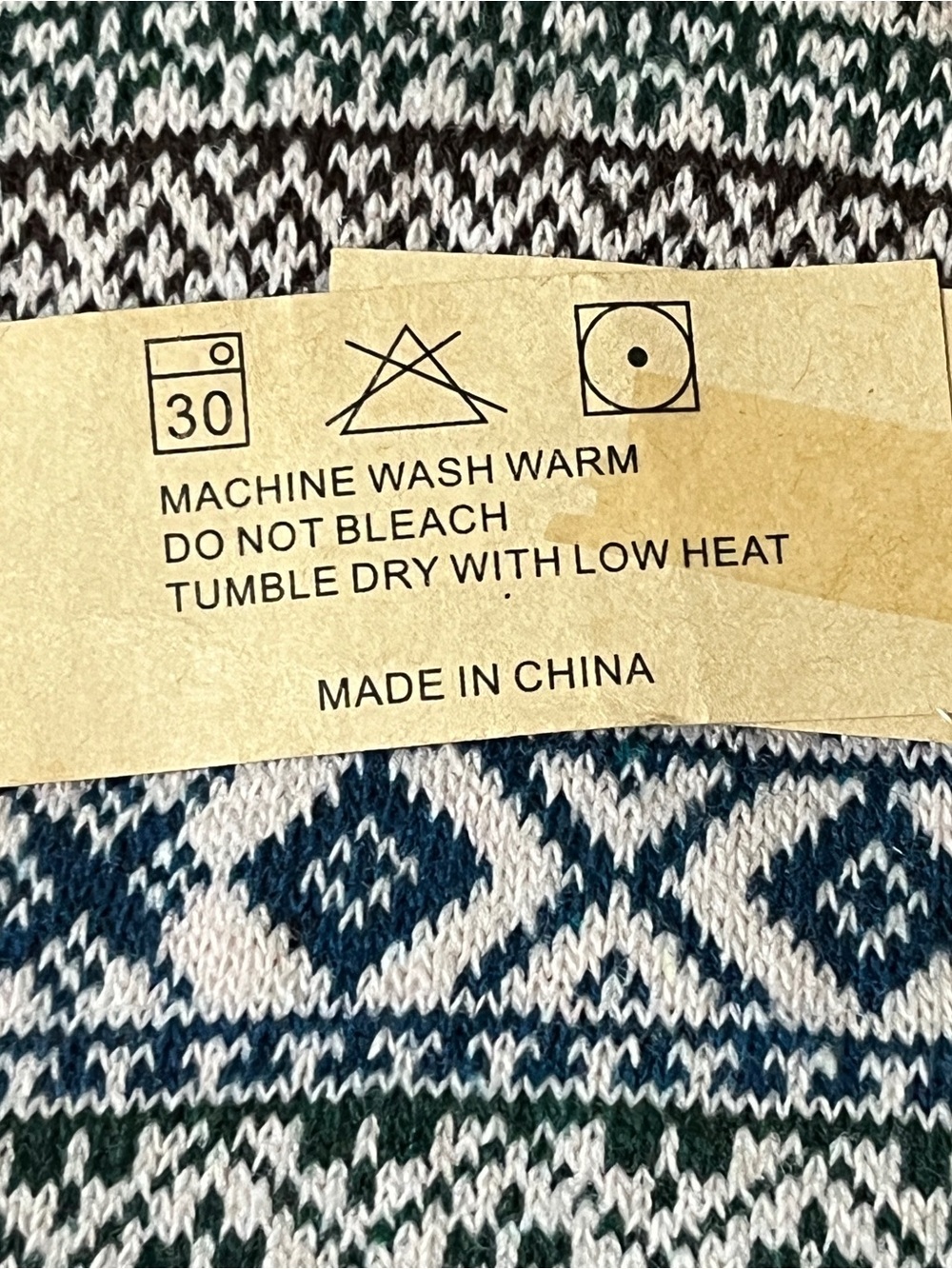 NWT Women’s Cozy socks - Picture 4 of 7